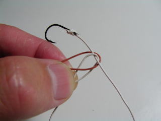 釣り糸の結び方−チチワで糸同士を結ぶ手順�B